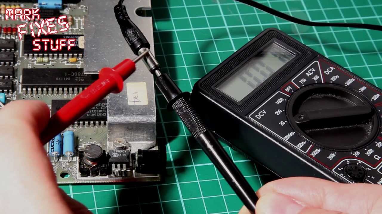 How to test a 7805 regulator in a ZX Spectrum with a cheap multimeter: MFS Quicktip!